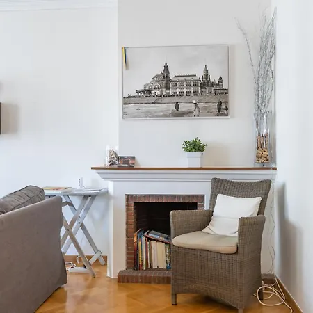 Lecomte - Coastal Escape 200 Apartamento