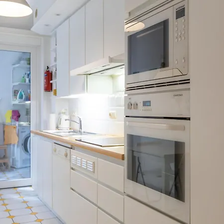 Apartment Lecomte - Coastal Escape 200 Ostende