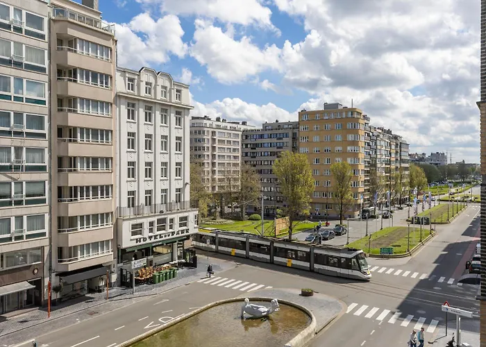 Lecomte - Coastal Escape 200 Apartment *